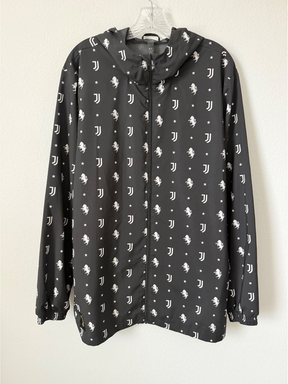 ADIDAS Juventus Long Sleeve Zip Up Windbreaker Monogram Training Jacket Size L